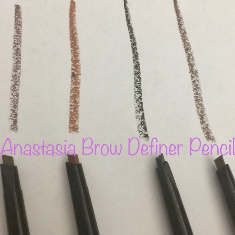 😊Anastasia Eyebrow Definer Pencil M or Dark Brown